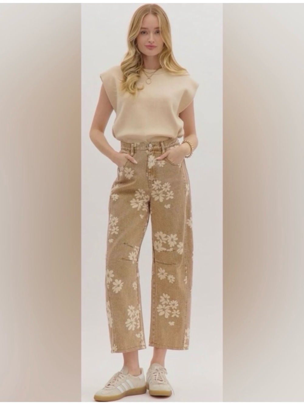 High-Rise Beige Floral Ankle Jeans - Picture 2 of 7